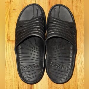Mens Hoka recovery slide